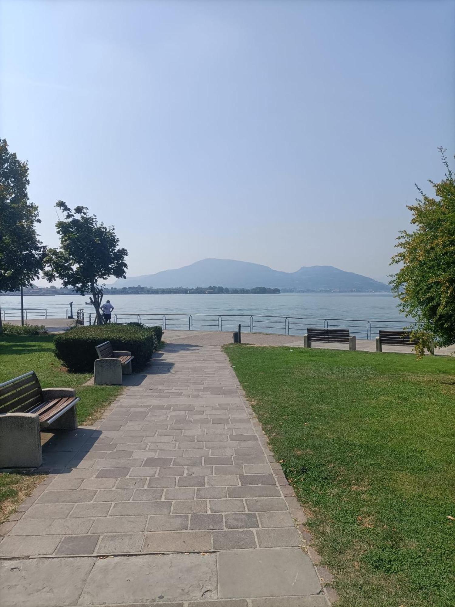 Apartamento Beth House Iseo Habitación foto