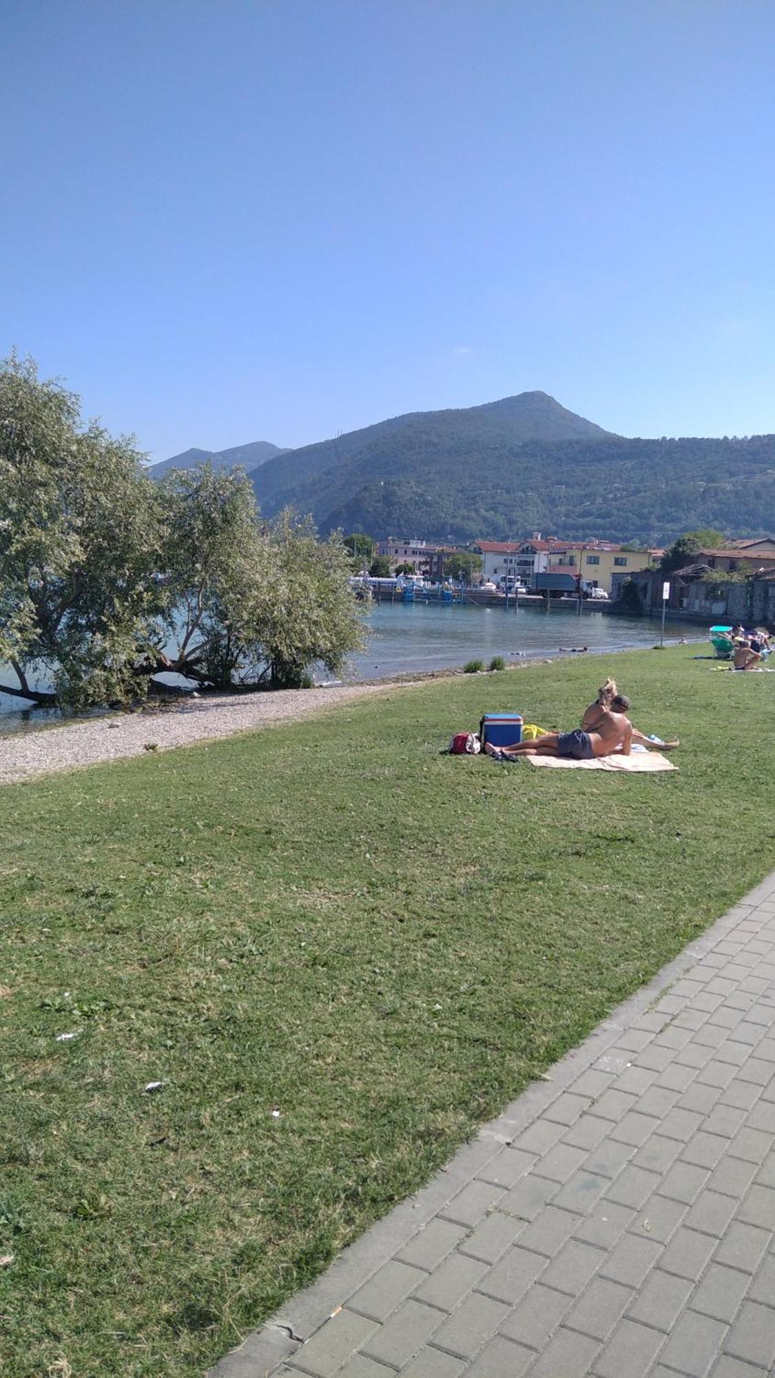 Apartamento Beth House Iseo Habitación foto